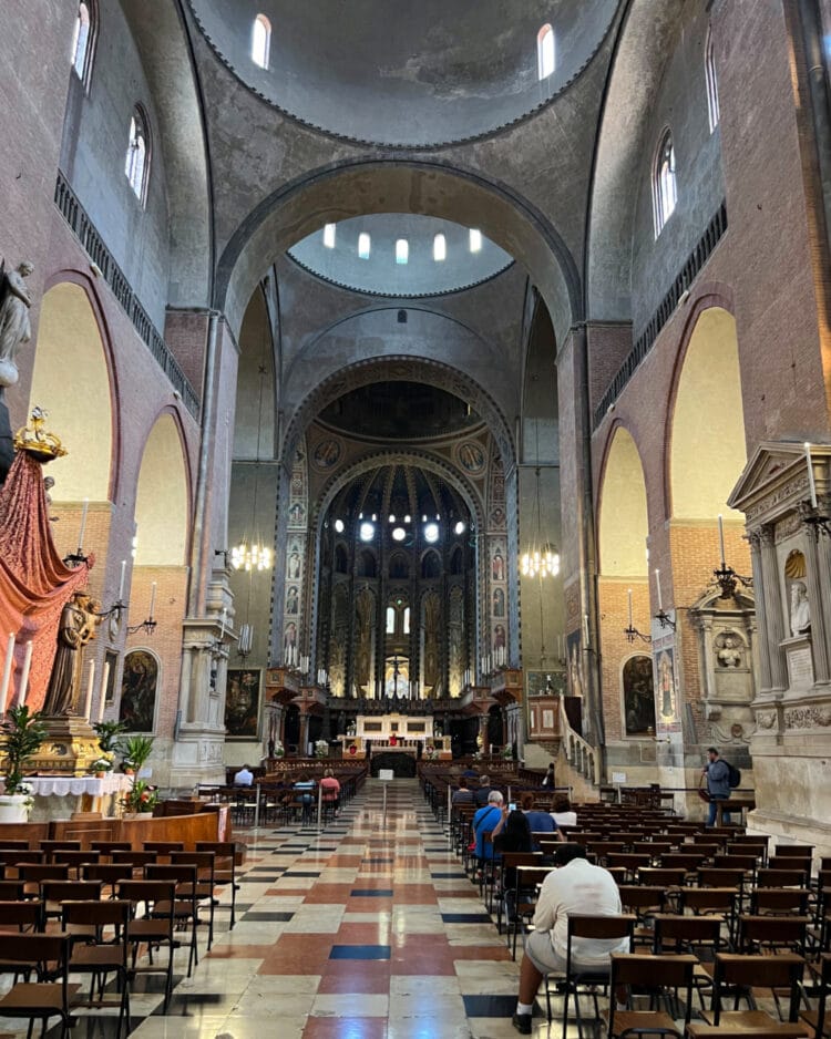 Nave of the Basilica of St Anthony in Padua