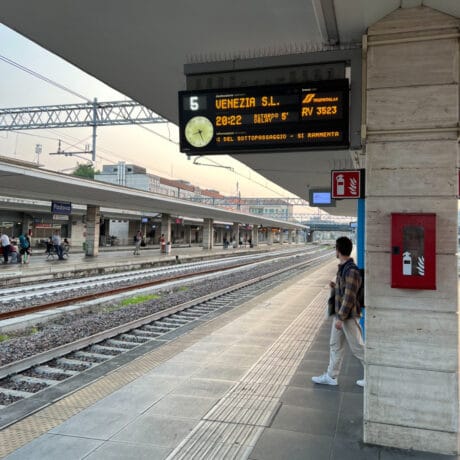 Getting to Padua (Padova) is easy on public transportation (train or bus) for day trips and stopovers from Venice, Verona, Milan, Ravenna, and Bologna.